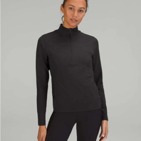 lululemon - lululemon ルルレモンSwiftlyL S 長袖sz４ブラック黒シルバー Lululemon Swiftly Speed Long Sleeve *Shine - Black / White